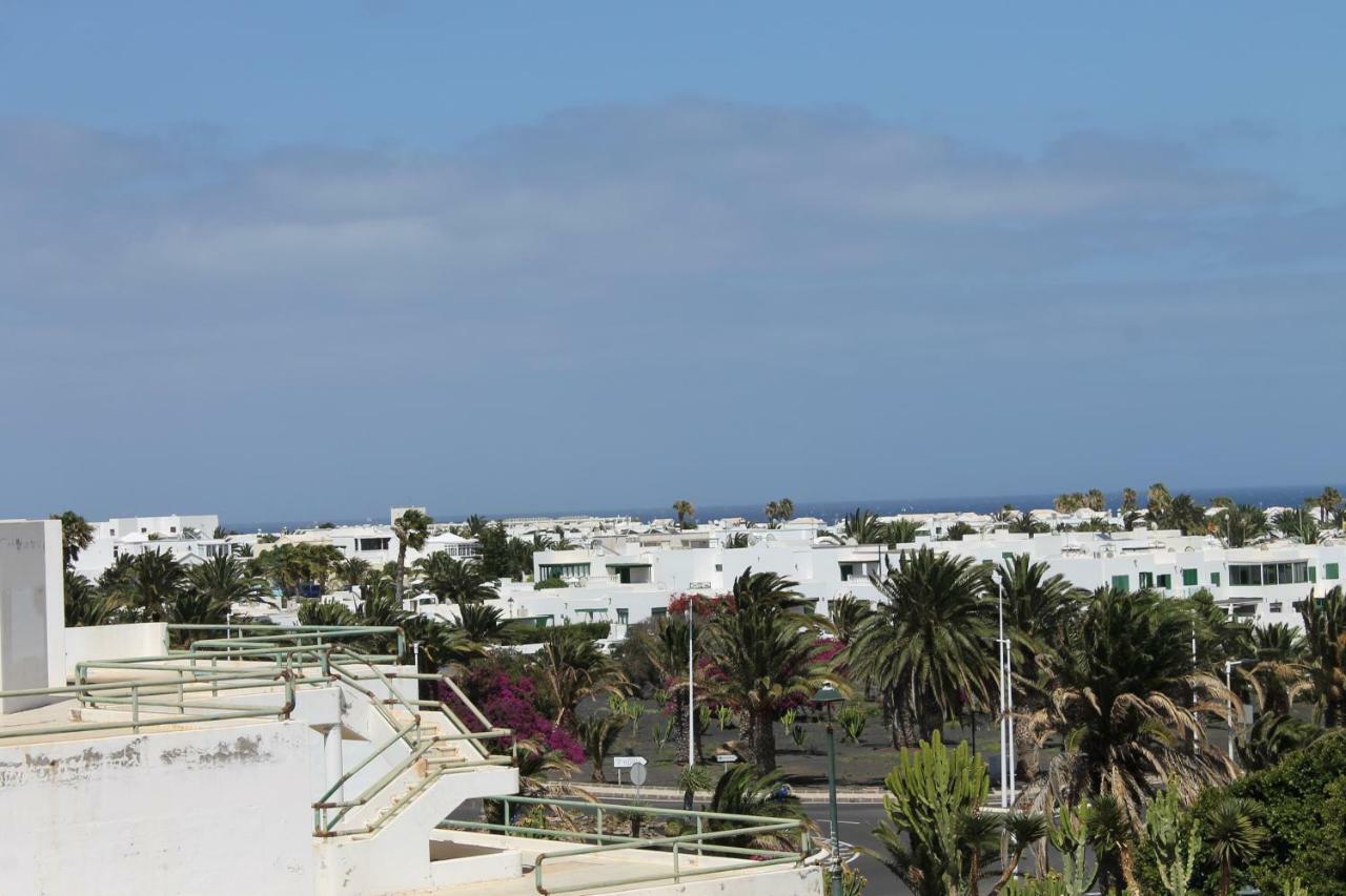 Apartment Golden Costa Teguise Exterior photo